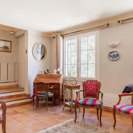 Bastide Provencale Avec Piscine